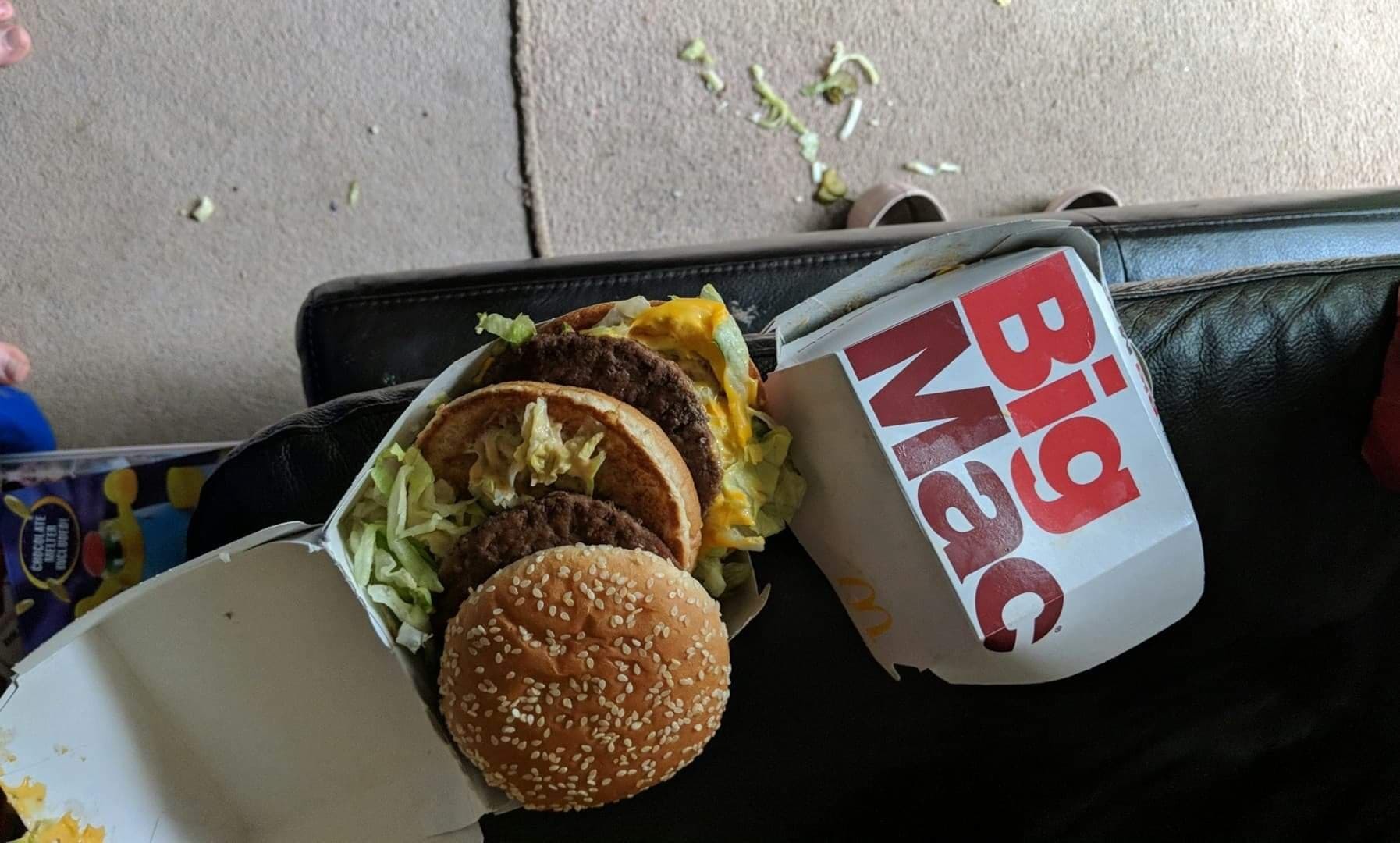 Uber Eats deliver soaked McDonaldu0027s Big Mac to Bracknell resident 